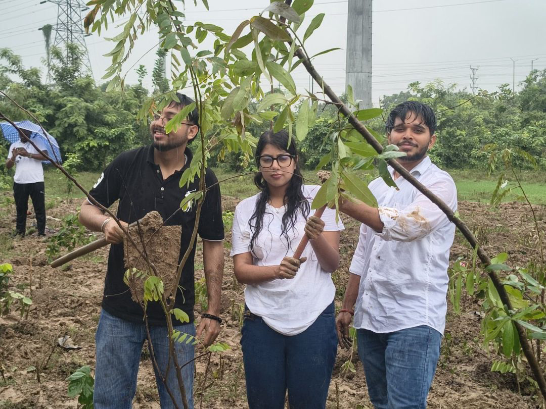 Mission 100 Crore Tree photo 7