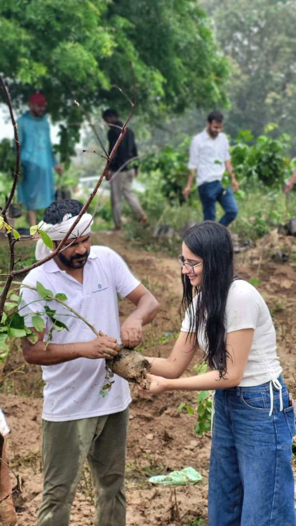 Mission 100 Crore Tree photo 9